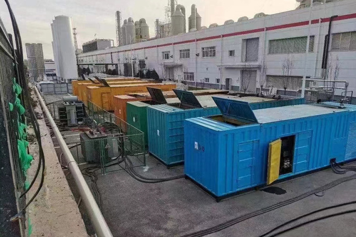 青岛发电机租赁施工现场